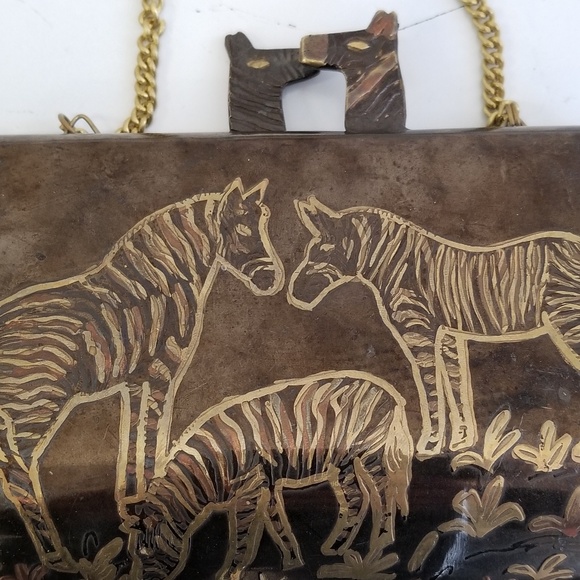 Vintage Brass Zebra Box Purse with Chain – African Safari-Inspired Bag - Picture 5 of 7